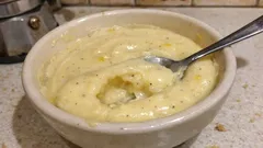 Crema pasticcera al microonde: pronta in 7 minuti, liscia e senza grumi