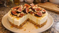 Cheesecake ai fichi senza cottura: base croccante e crema vellutata pronta in frigo