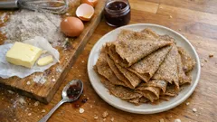 Crêpes di grano saraceno: l’impasto che non si rompe in padella, dolci o salate